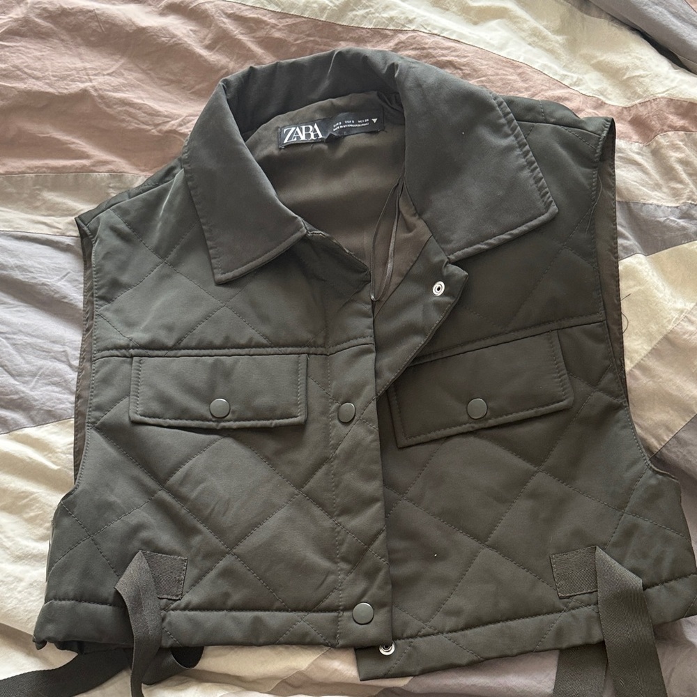 Zara Women's Cropped Quilted Vest - Dark Olive